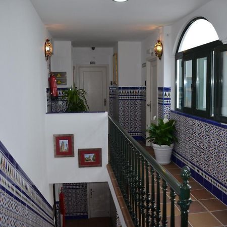 Hotel Dona Lina Sevilha Exterior foto